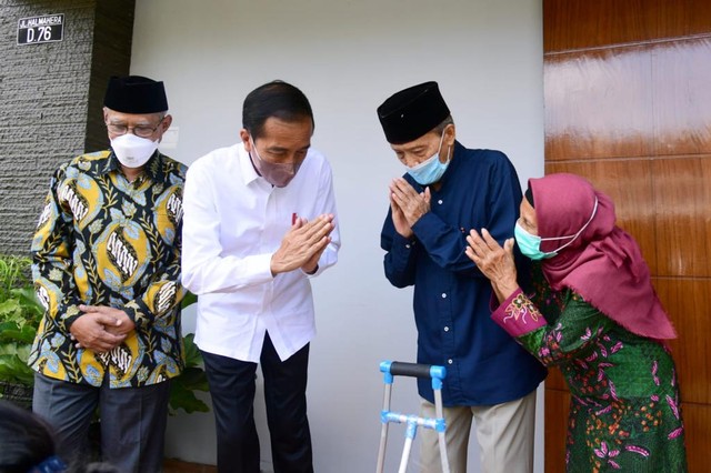 Melayat ke Rumah Duka Buya Syafii, Jokowi: Selamat Jalan Sang Guru Bangsa