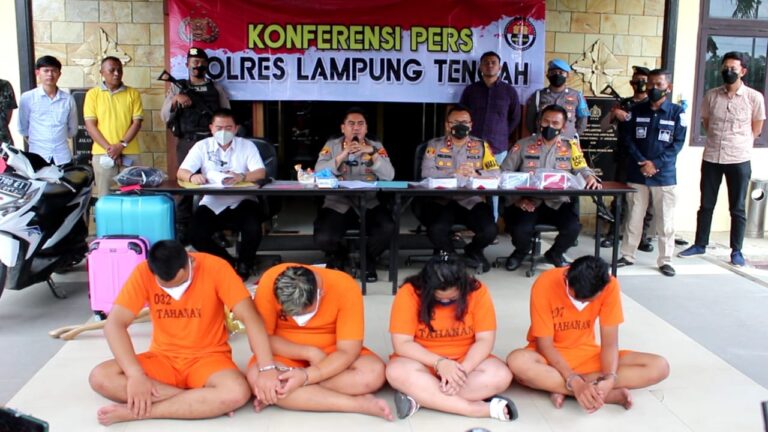 Polres Lamteng Bekuk Tersangka Pembunuhan Mayat Yang Ditemukan di Area Bukit 73 Danau Bekri