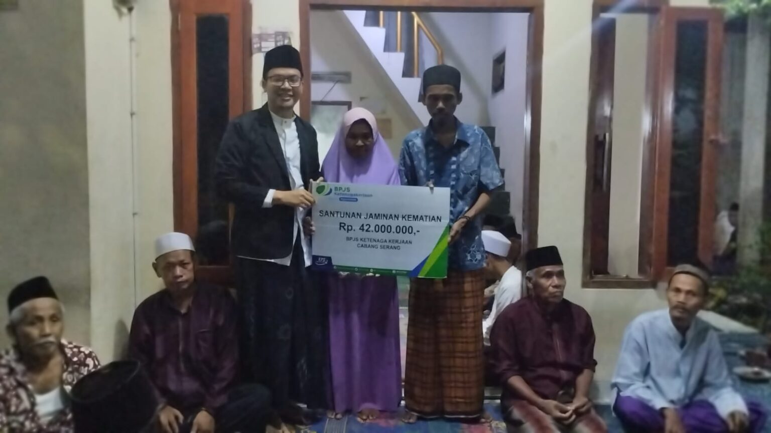 Enam Belas Kali BPJS Ketenagakerjaan Cairkan Rp42 Juta Bagi Warga Desa Sindangheula