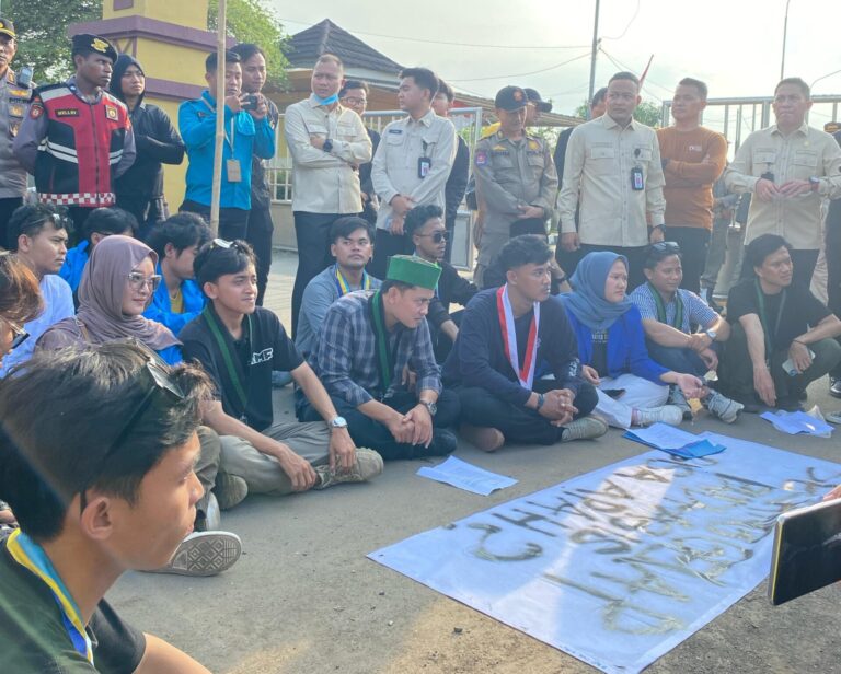 Sertijab Walikota-Wakil Walikota Serang, Cipayung Plus Kota Serang Sodorkan 6 Tuntutan