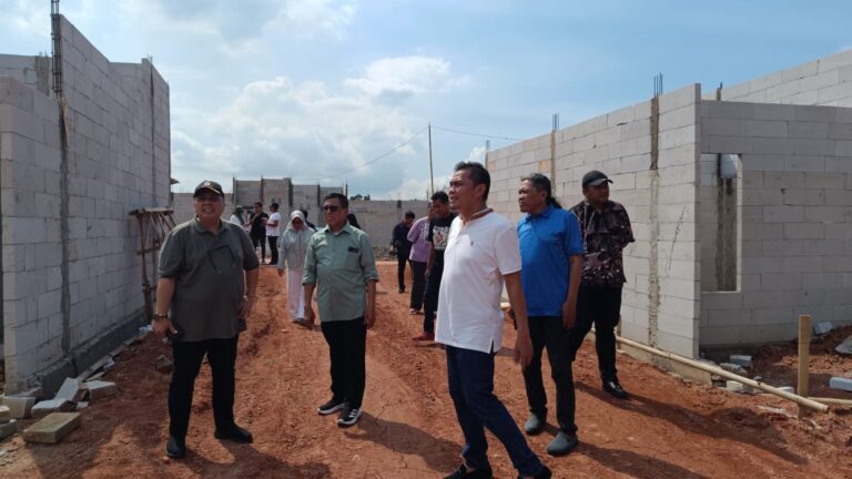 Ketua PWI Banten Dampingi Ketua PWI Pusat Tinjau Perumahan Subsidi untuk Wartawan