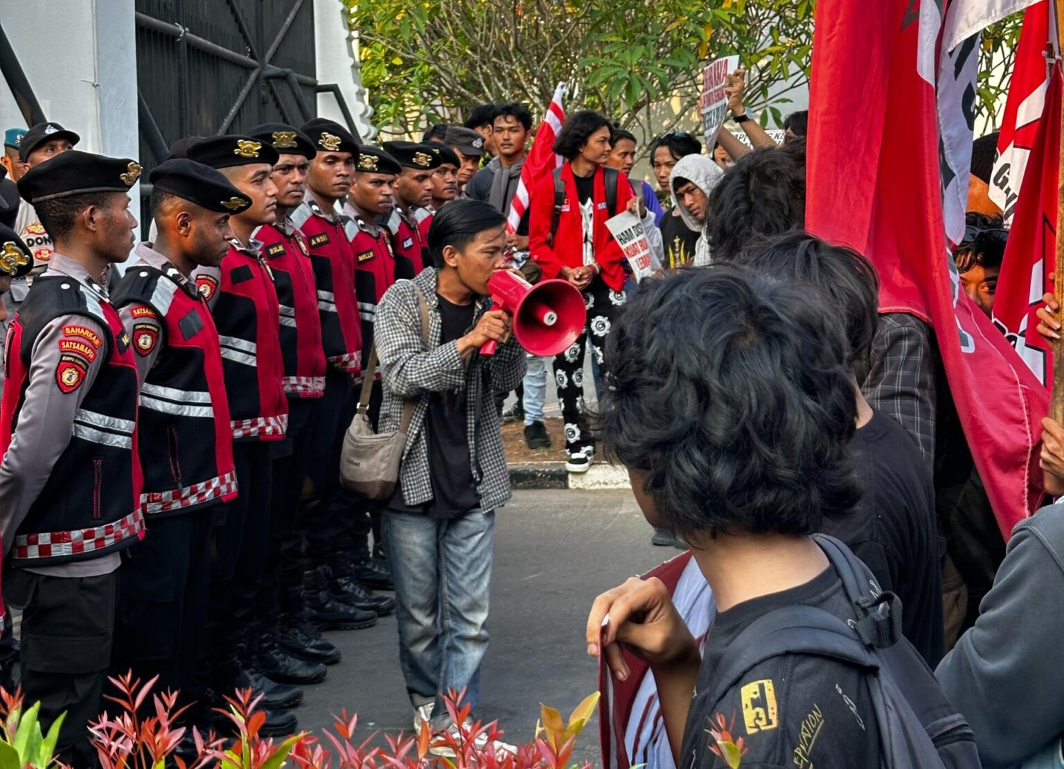 Advokasi DPC GMNI Serang: Perang Titipan di Dunia Kesehatan Provinsi Banten