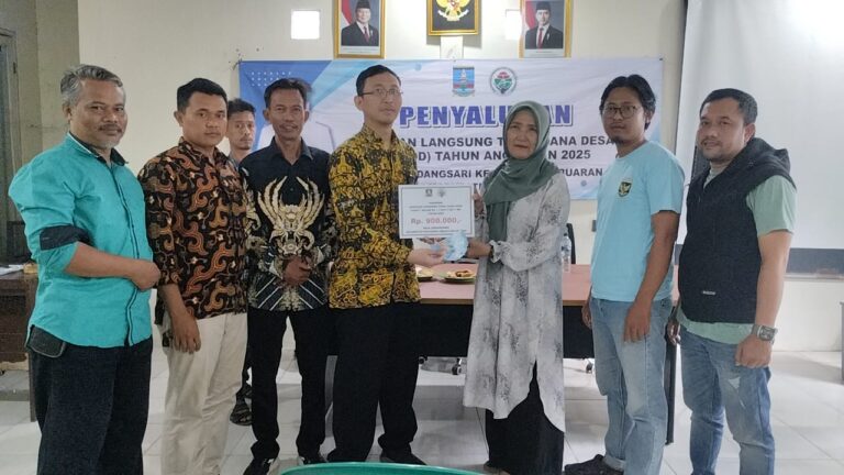Pemerintah Desa Sindangsari Salurkan BLT Tahap 1 Tahun 2025 kepada 18 KPM