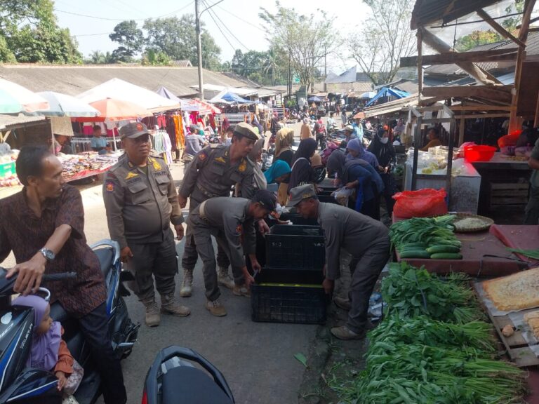 Patroli dan Penertiban Pasar, Satpol PP Kabupaten Serang Bergerak Maksimal Jaga Ketertiban di 29 Kecamatan