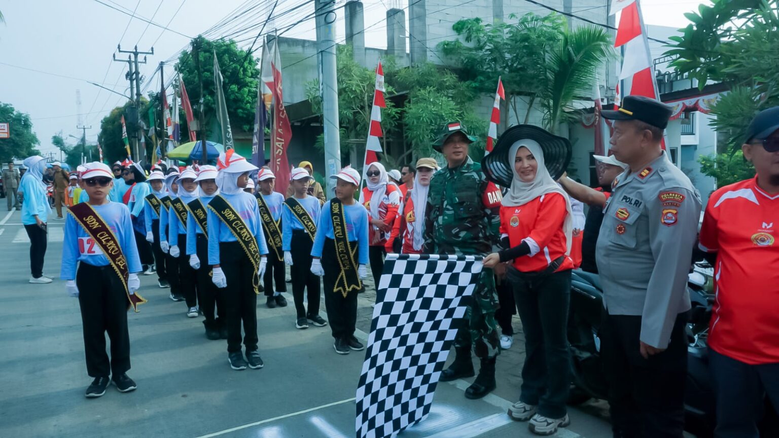 Lomba Gerak Jalan di Curug Gaet 60 Tim, Warga dan Pelajar Kompak Rayakan HUT RI ke-80