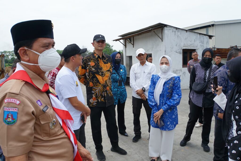 Mantan Karyawan Diduga Meninggal karena Limbah, Bupati Serang Ratu Zakiyah Sidak PT GRS Jawilan