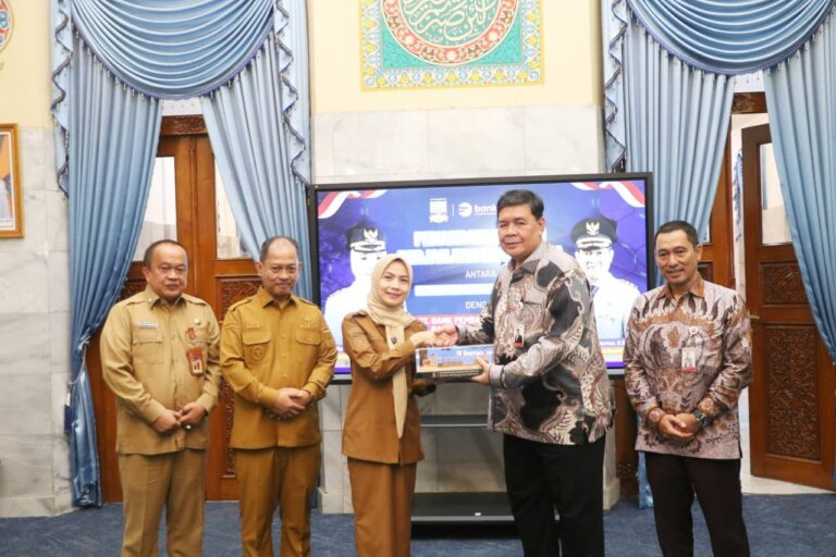 Pemkab Serang dan Bank Banten Teken PKS Pembayaran Gaji PPPK