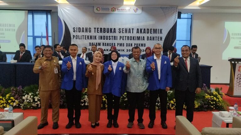 Ratu Zakiyah Tekankan SDM Unggul di PKKMB 2025 Politeknik Industri Petrokimia Banten