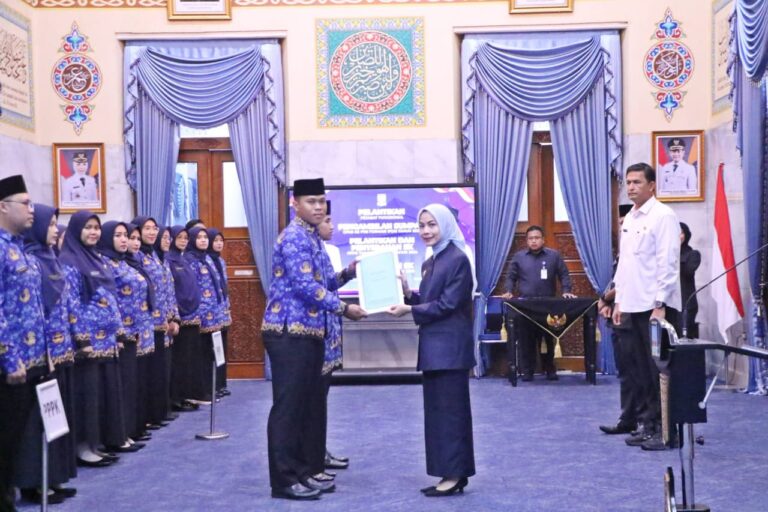 Bupati Serang Lantik 55 ASN, PPPK, dan CPNS: Tegaskan Integritas dan Disiplin dalam Bekerja