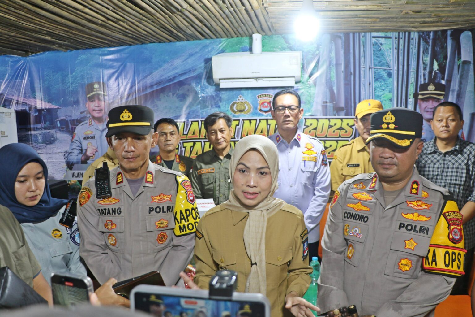 Bupati Serang Tinjau Pospam Nataru, Pastikan Keamanan dan Kenyamanan Pengguna Jalan