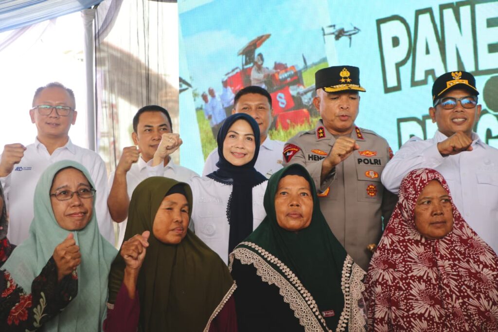 Bupati Serang Hadiri Panen Raya dan Pengumuman Swasembada Pangan Bersama Presiden Prabowo Secara Virtual