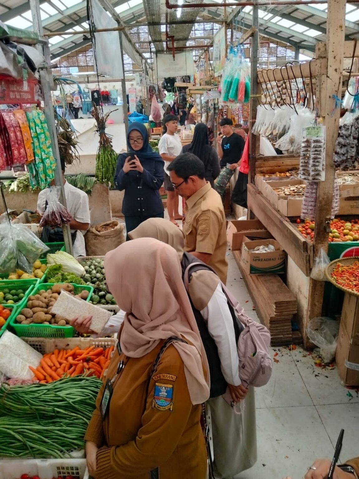 Minyakita Dijual Rp21 Ribu per Liter di Pasar Baros, Pedagang Ditegur Disperindag Kabupaten Serang