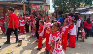 Kompak! Nuansa Merah Putih Warnai Semarak HUT RI ke-81 di Kampung Taman Barang